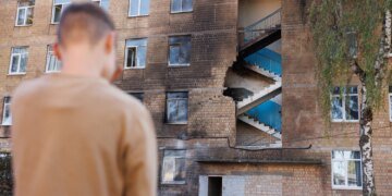 Зеленський повідомив, що путін зняв обмеження на удари, і рф посилила атаки на цивільні цілі – FT