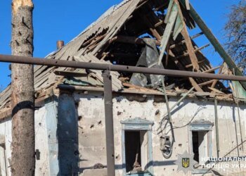 Ребенок под дроном: в Запорожской области  российский дрон атаковал авто, ранена 4-летняя девочка