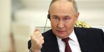 Безумный ва-банк диктатора: Путин повторяет роковую для СССР ошибку Брежнева, – автор The Telegraph