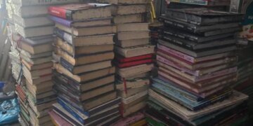 рф знищила ще один склад видавництва "Книголав": ймовірно, втрачені десятки тисяч книг