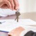 Покупаете квартиру — готовьте документы: нотариус проверит происхождение денег и может остановить сделку