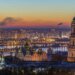 У чотирьох районах Києва після російської атаки зникло світло та зупинився електротранспорт