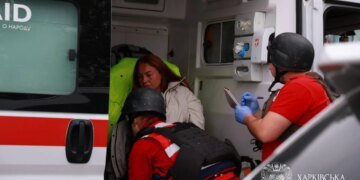 У Сумах росіяни вдарили по ТРЦ, у Харкові є жертви – атаки рф продовжуються
