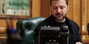Не лише Олешки, а й відсутність попереджень партнерів про балістичні атаки рф – про що Зеленський говорив з Папою