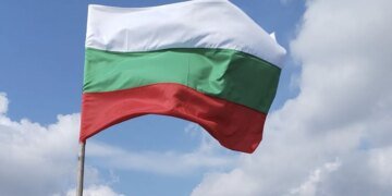 Болгарія припиняє фінансування закупівель зброї для України через EPF: у чому причина