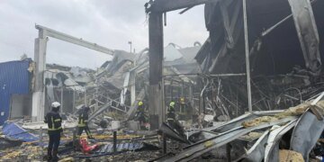 У Рівному ворог атакував магазин Metro