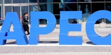 Тройственный союз за спиной Украины: Кремль втягивает Си Цзиньпина в переговоры с Трампом
