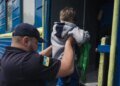 На Донеччині через атаки рф розширили примусову евакуацію дітей – про які громади йдеться
