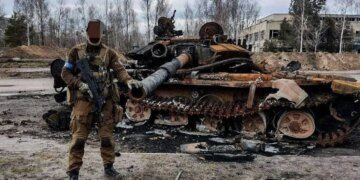 За сутки Россия потеряла 1830 военнослужащих и 54 артиллерийские системы