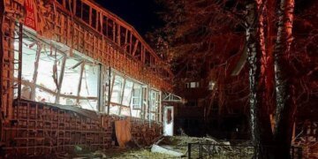 Ворог ударив по Синельниковому – троє загиблих і вісім поранених, зокрема дитина