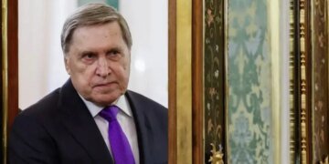 Кремль планирует начать пристрелочные переговоры в трехстороннем формате с США и Украиной: названа дата