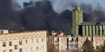 Виробляє акумулятори для військ рф: ракети влучили по заводу "Енергія" в єльці