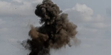 росія вдарила реактивним дроном по ТЦ у Харкові