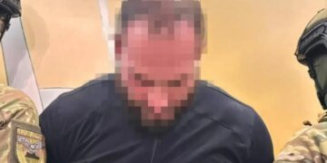 Заказное нападение с кислотой в Вышгороде: исполнителю обещали $10 тыс — задержали у дверей жертвы