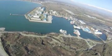 росія планує вивозити зерно через базу в абхазії, де раніше хотіла ховати кораблі з "Калібрами"