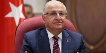 Турция потребовала прекратить атаки на торговые суда в Черном море и пригрозила жестким ответом