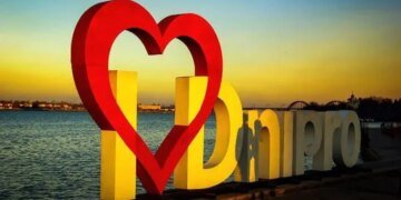 російські атаки спричинили блекаут у Дніпрі: без світла 10 мікрорайонів