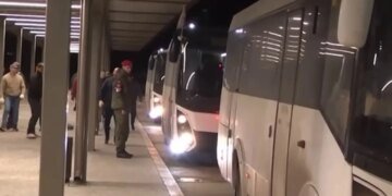 Жители оккупированных Олешек уже прибыли в Беларусь. ВИДЕО