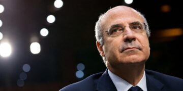 “Вы нашли ахиллесову пяту Путина” – Браудер об ударах по российским НПЗ