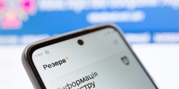 Бронирование работников: правительство пересматривает статус критических предприятий – кого это затронет