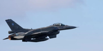 Нидерландские F-16 против реактивных “шахедов”: Зеленский и Йеттен обсудили, чем усилить истребители
